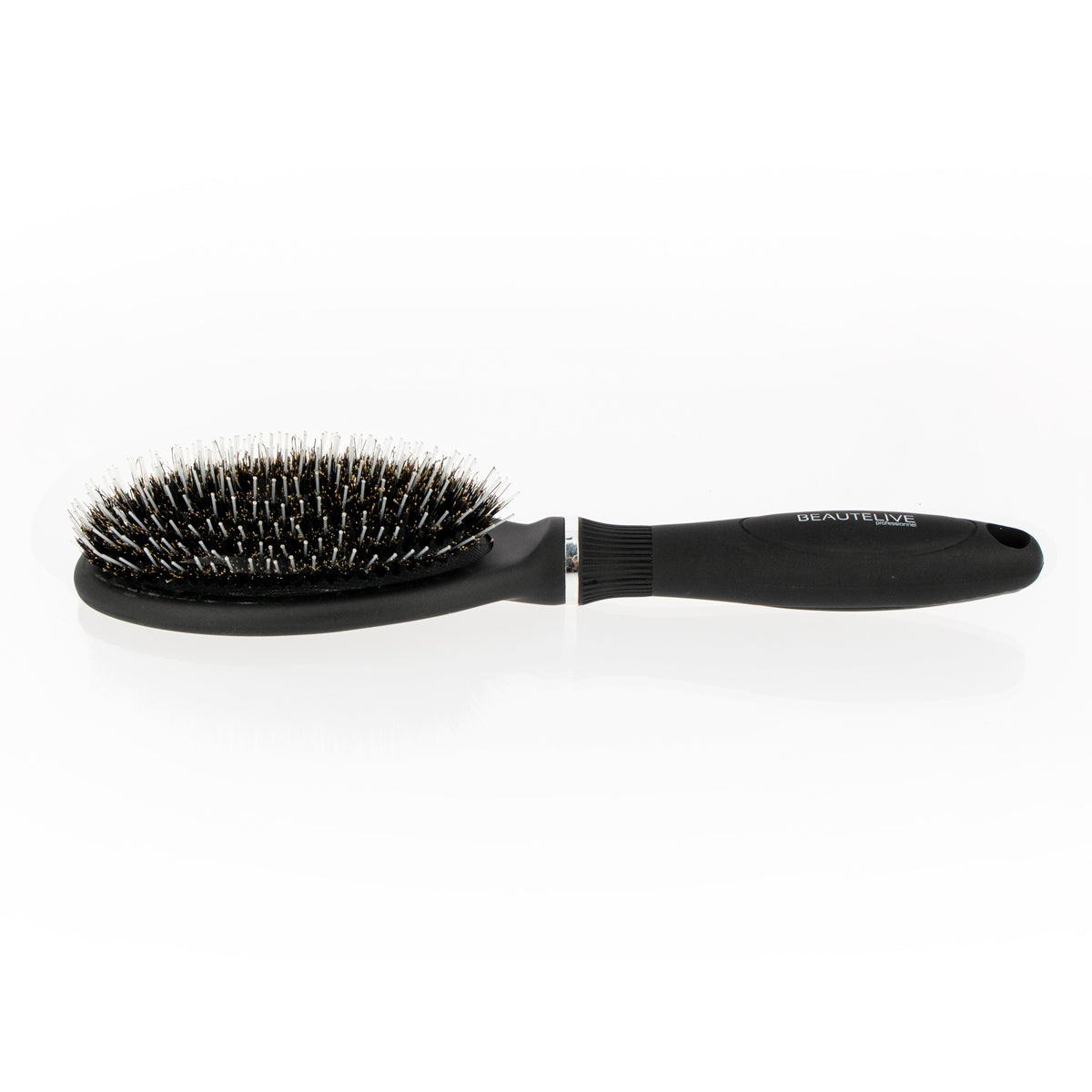 Oval pneumatic brush with mixed bristles