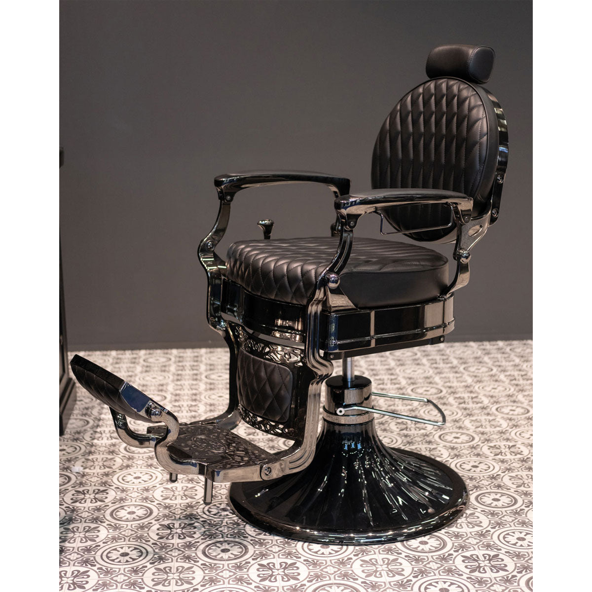 KIRK BC Barber Chair