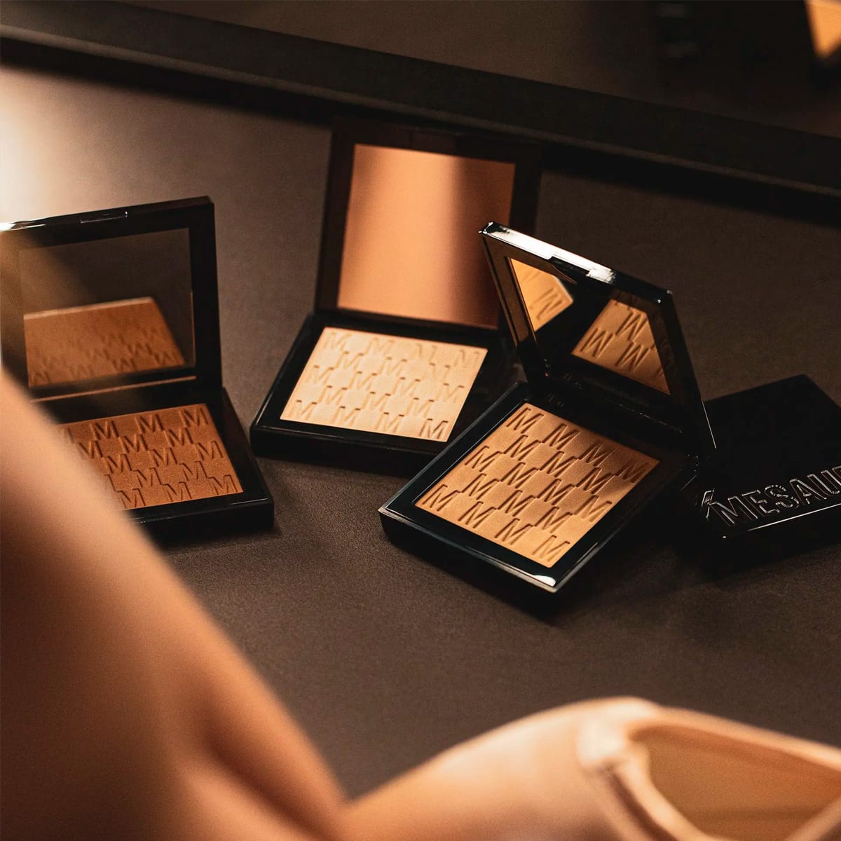 NUDE VENUS Powder