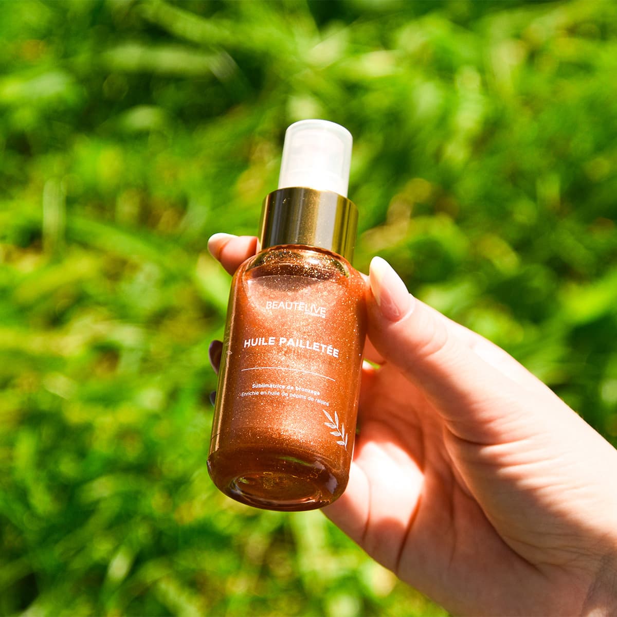 Shimmering Tan Enhancer Oil