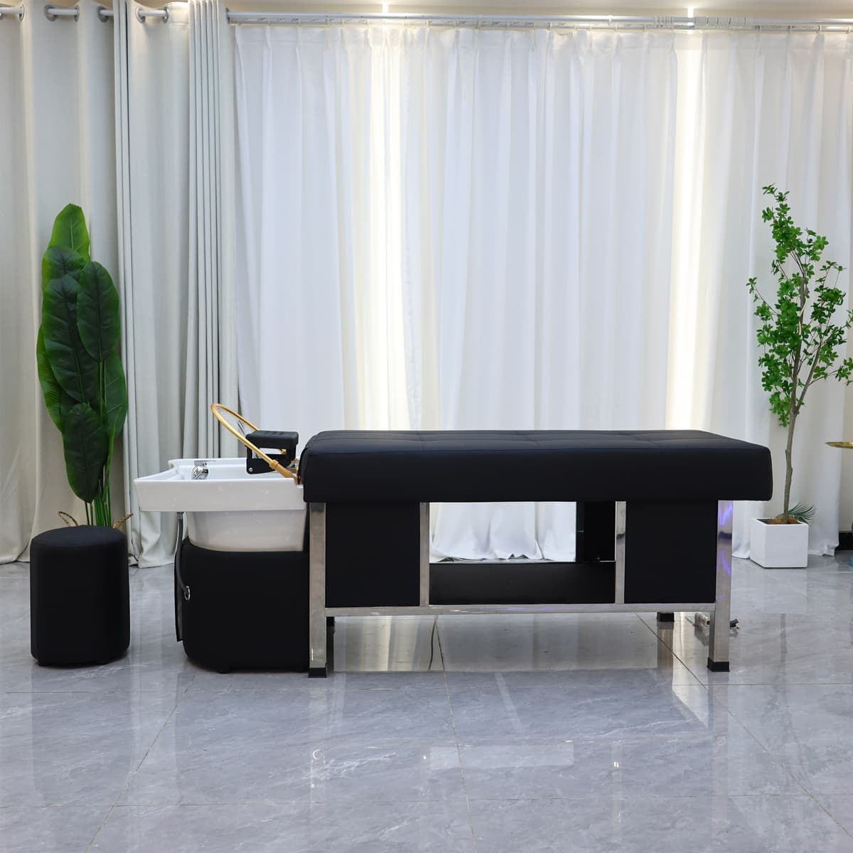 Table Head / Hair Spa Sabai