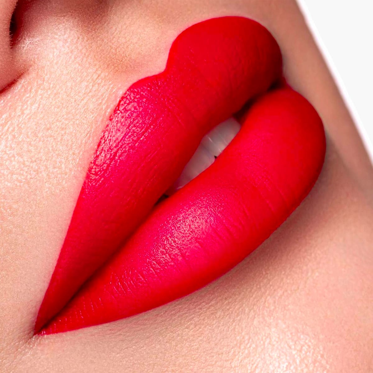 Lipstick LIP MOUSSE CLOUD THERAPY