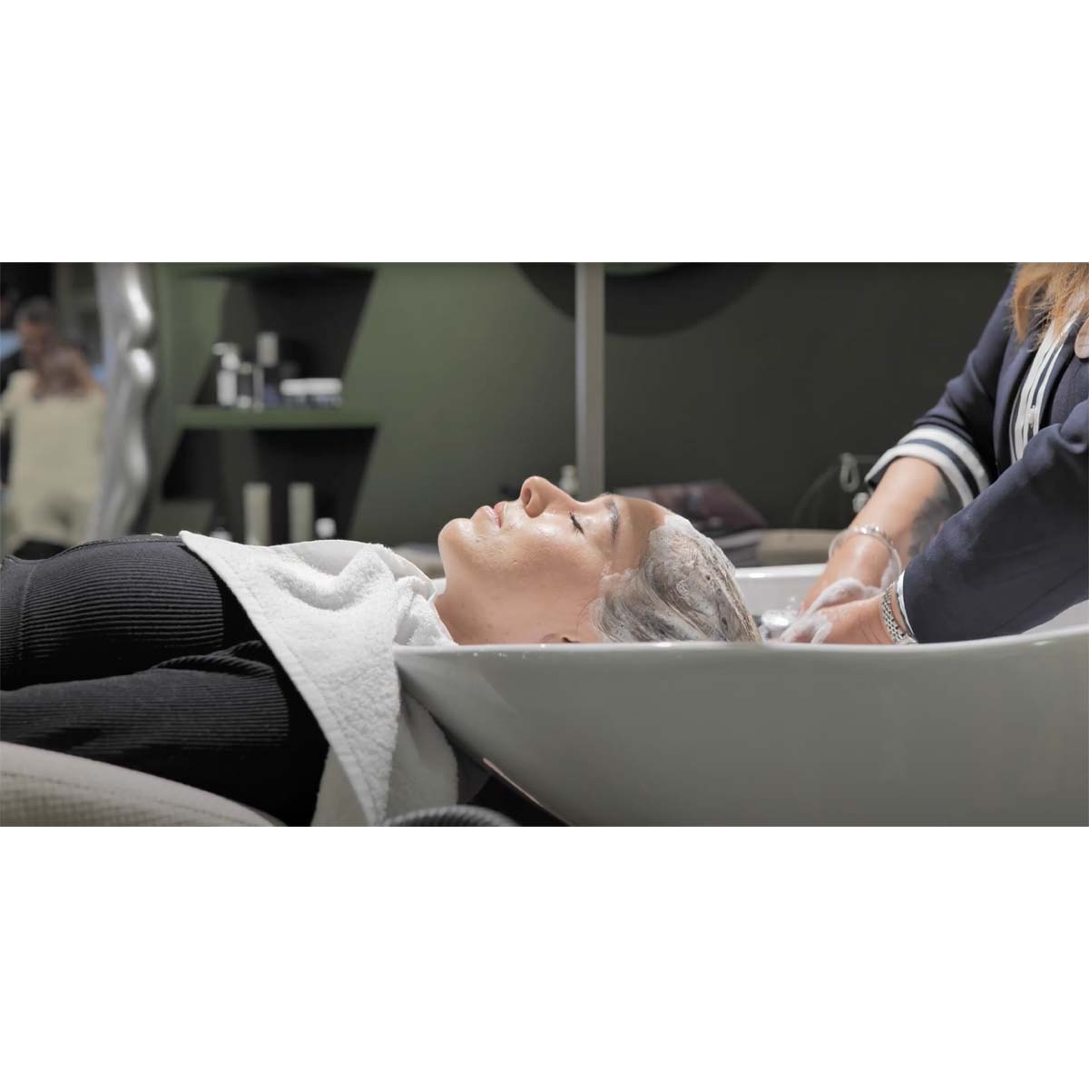 HEAVEN Relax bathtub + Igloo Shirodara + Vapomist 1 + Headrest