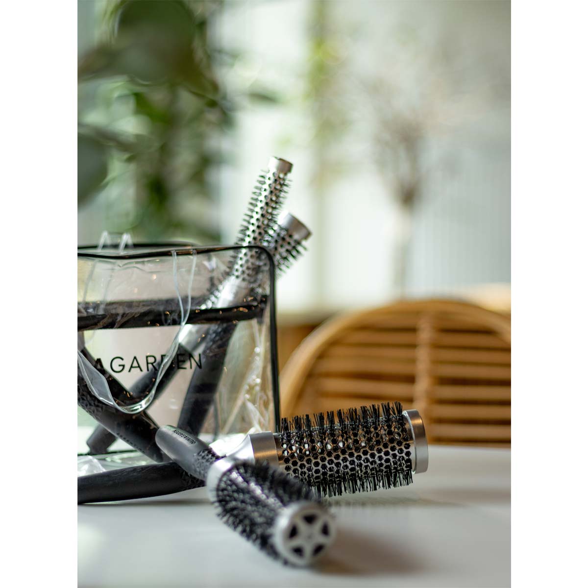 Essential Blowout Classic Silver Brush