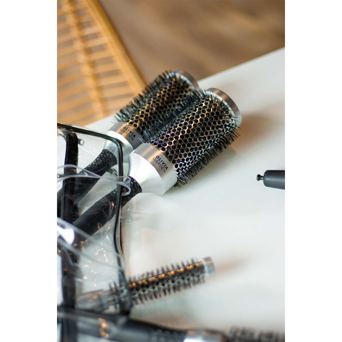 Essential Blowout Classic Silver Brush
