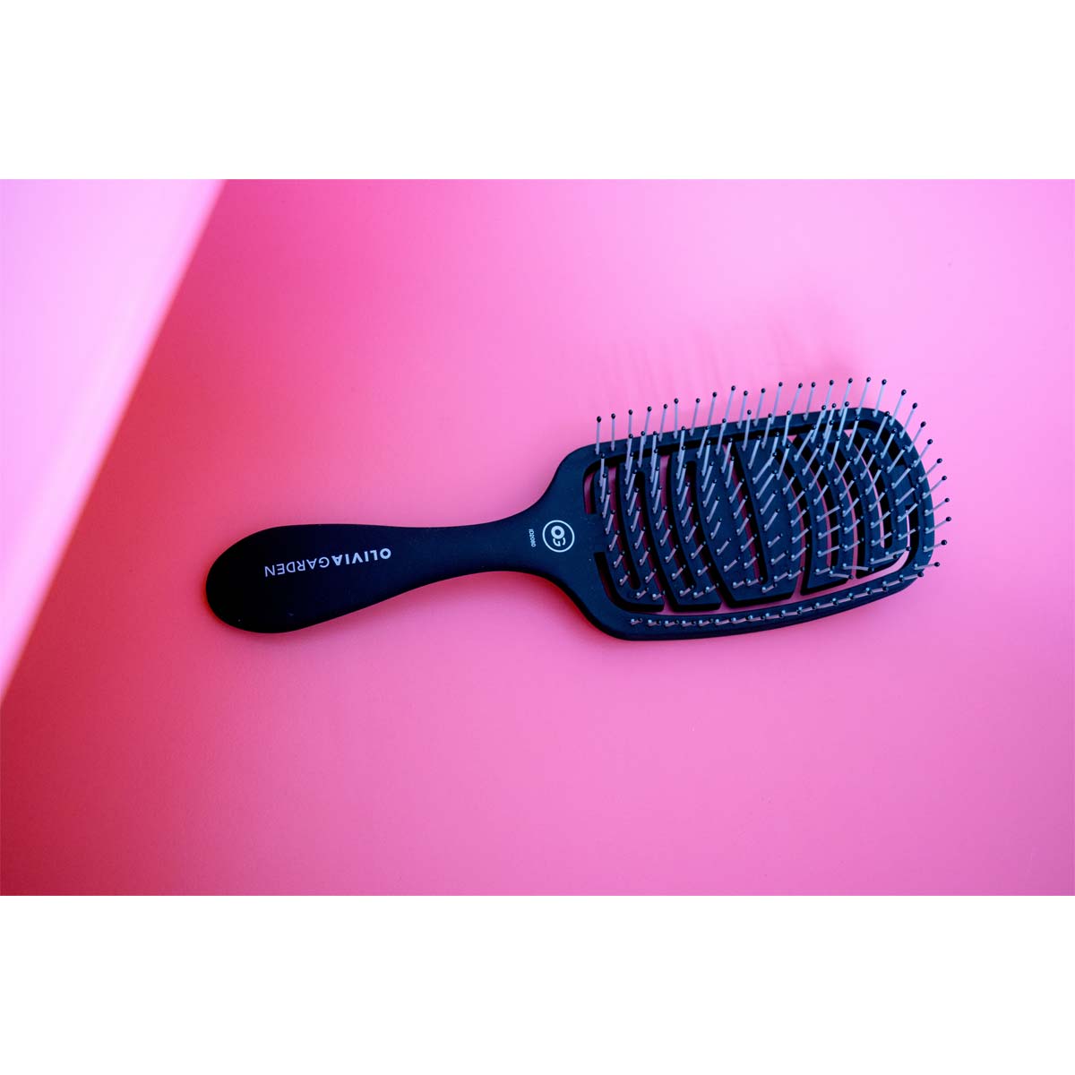 Essential Care Flex Matt Black brush for thick hair