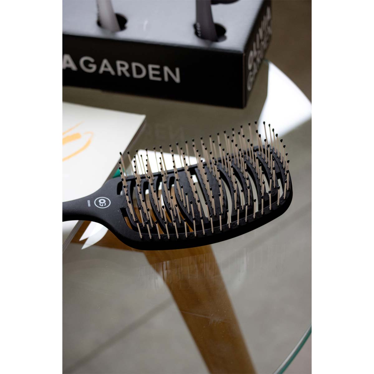 Essential Care Flex Matt Black brush for thick hair
