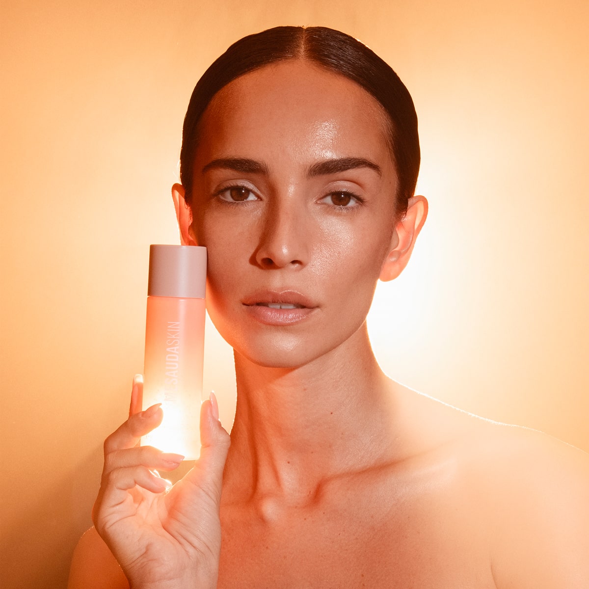 Lumisheen Vitamin C Illuminating Essence