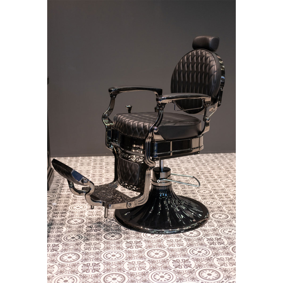 KIRK BC Barber Chair