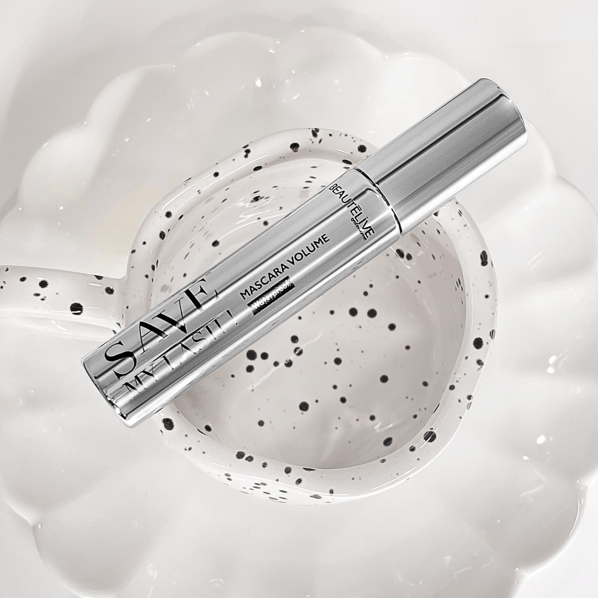 SAVE MY LASH Volume Waterproof Mascara